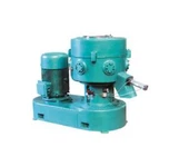 Plastová bruska a frézka